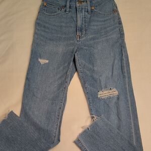 Madewell Light Blue Distressed Straight Leg Jeans Size 24 EUC Fringe Ankle